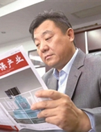 实实在在当好“环保达人”——记上海市政协委员黄尚渭