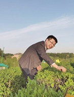 每一份建言，来自“双脚沾满泥土”的调研——记全国政协委员张文明